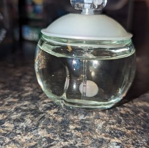 Cacharel Noa perfume